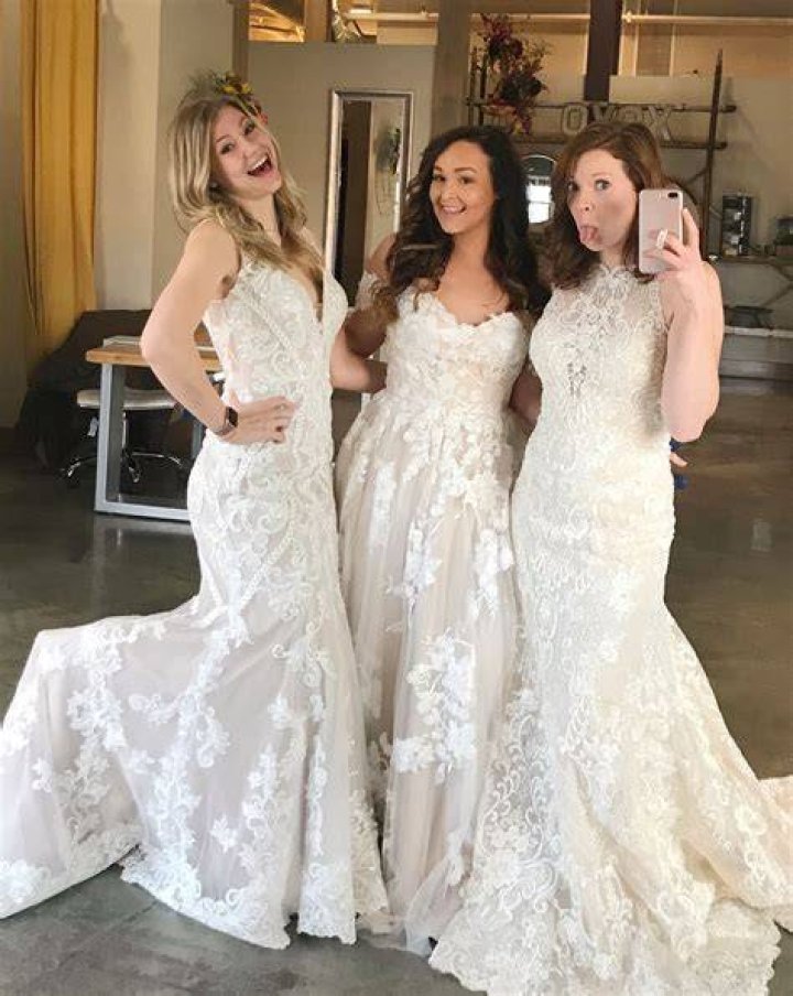 Can you put ivory and white together?