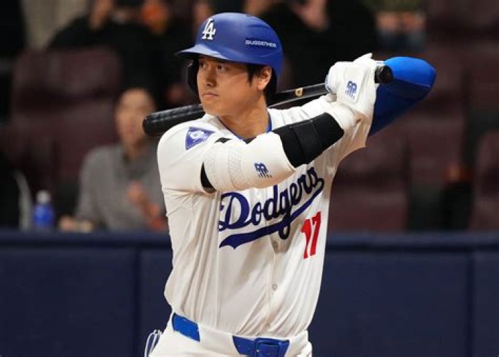 How much does Shohei Ohtani weight?