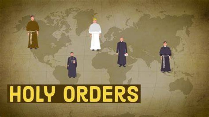 What's the difference between sacred and holy?