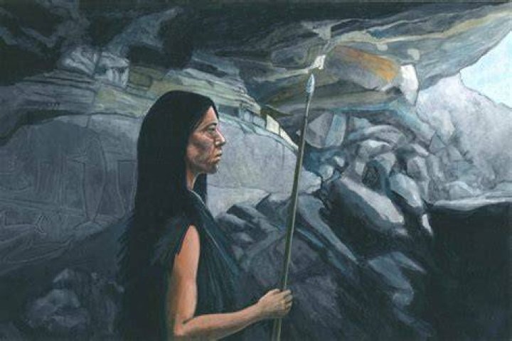 What did Karana find in the black cave?