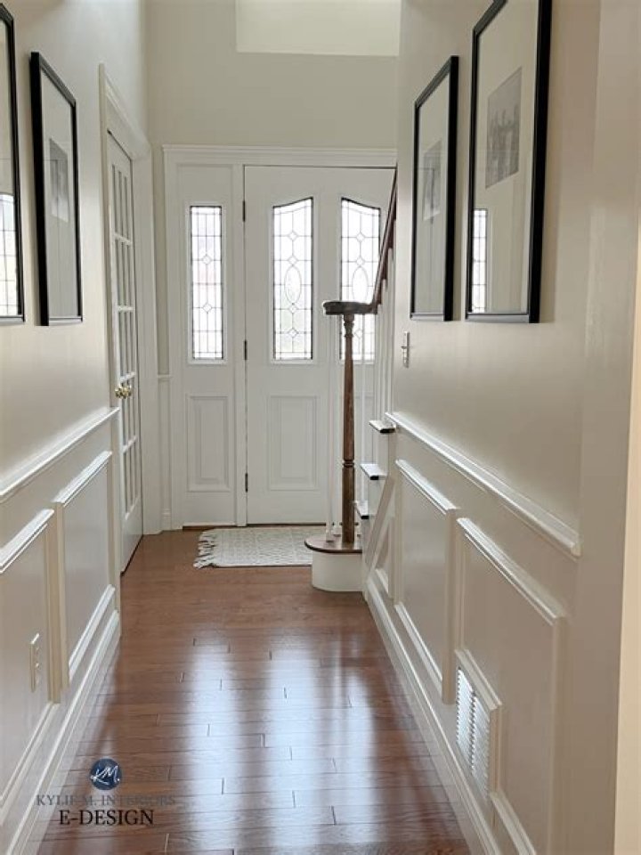 What is a good colour for a hallway?