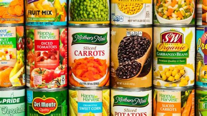 Which is the healthiest canned fruit?